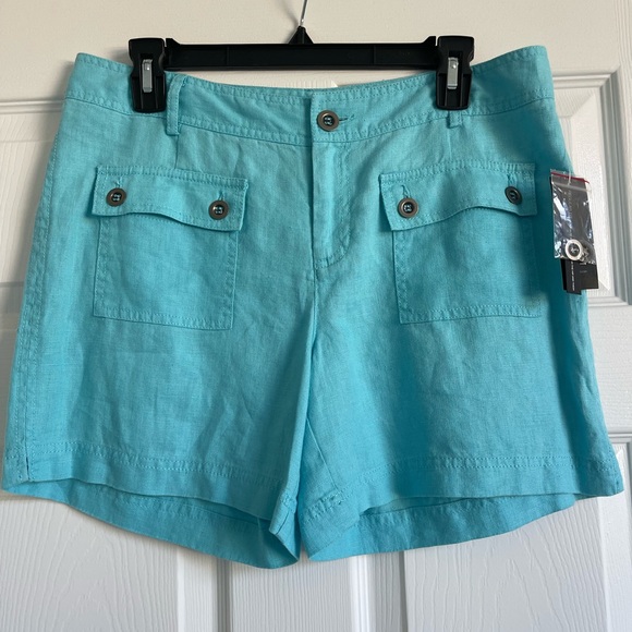 Woman’s shorts INC - Picture 4 of 9